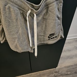 Nike fleece short